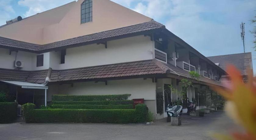 D'Arcici Hotel Plumpang Джакарта Екстериор снимка