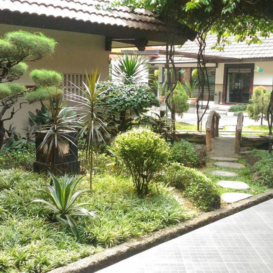 D'Arcici Hotel Plumpang Джакарта Екстериор снимка