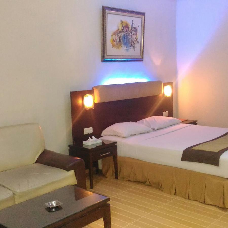 D'Arcici Hotel Plumpang Джакарта Екстериор снимка
